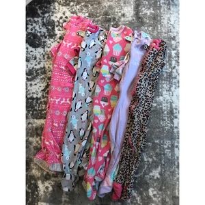 5 pairs of Toddler Footed Pajamas!